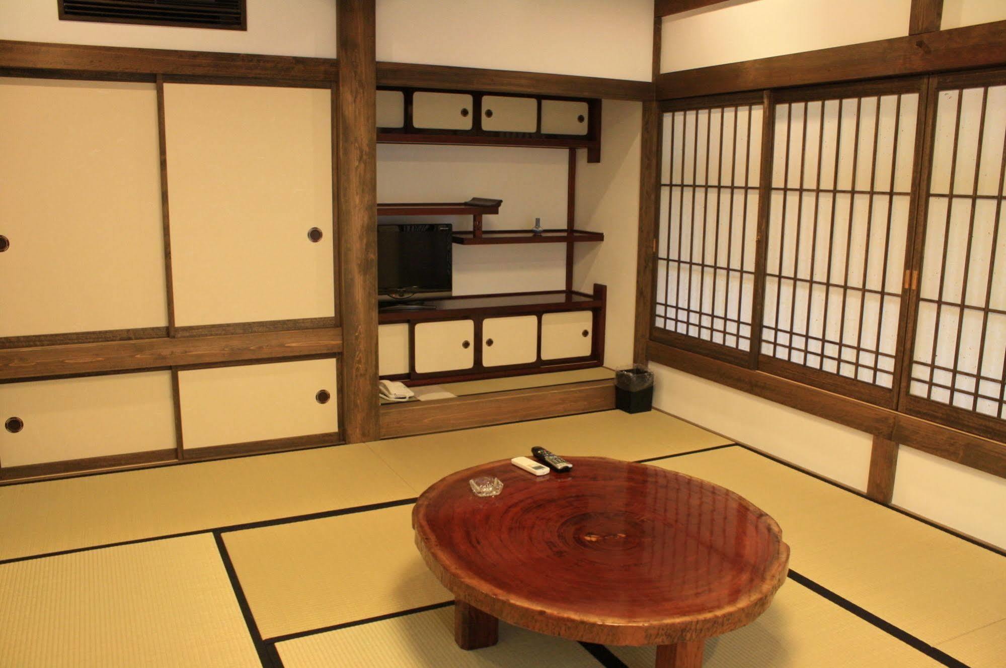 ホテル 農家屋敷 宮本家 小鹿野町 エクステリア 写真